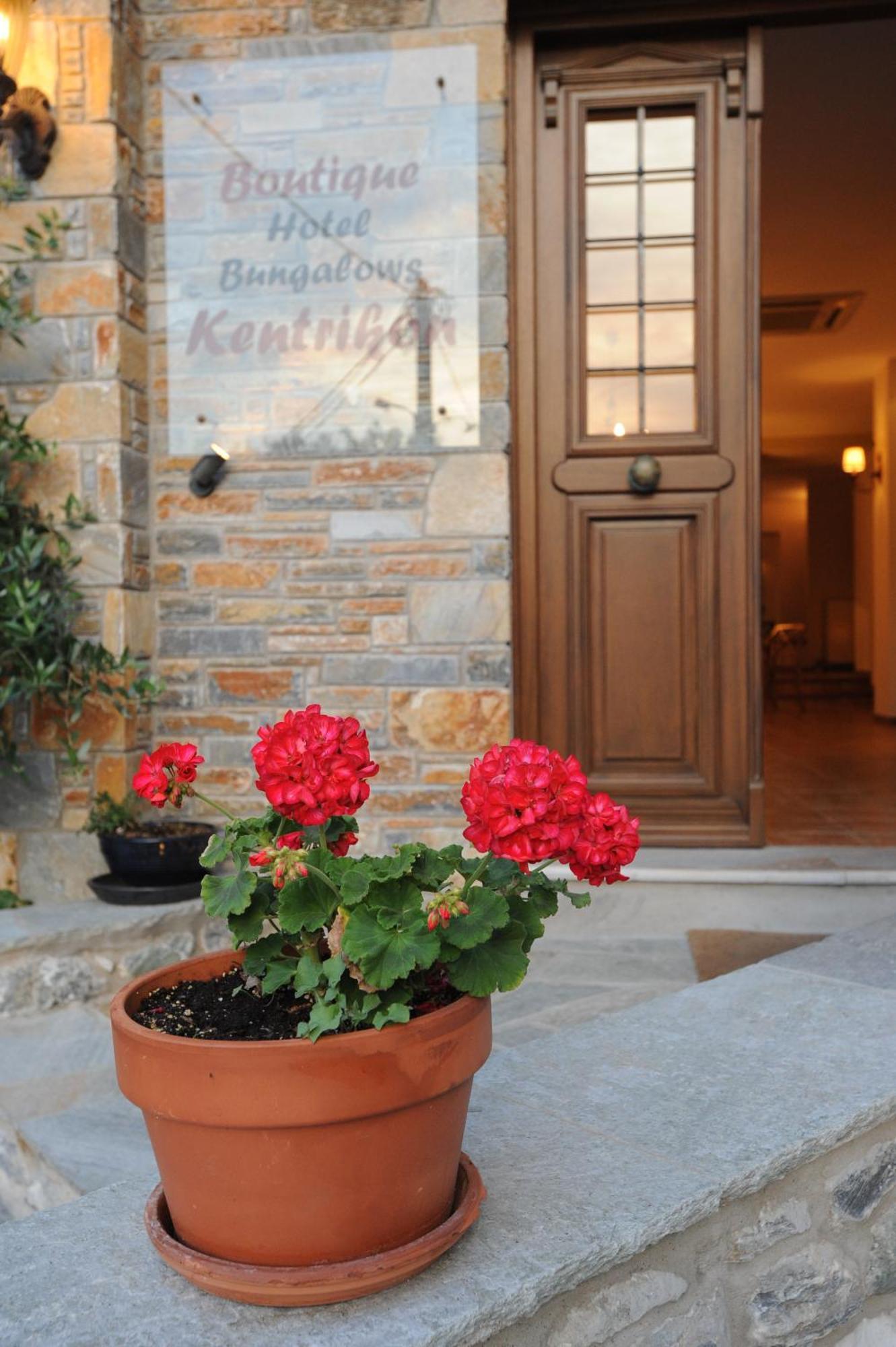 Boutique Hotel Kentrikon & Bungalows Agios Ioannis  Екстер'єр фото