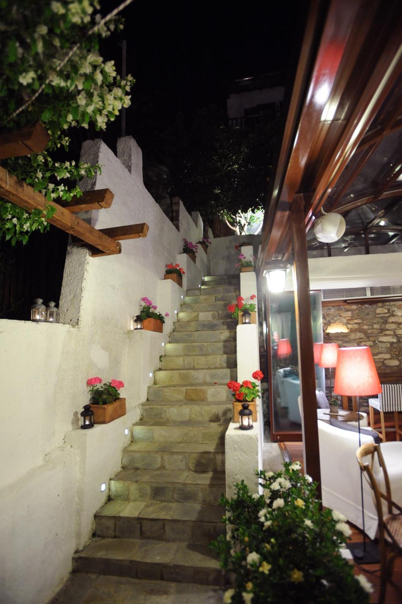 Boutique Hotel Kentrikon & Bungalows Agios Ioannis  Екстер'єр фото