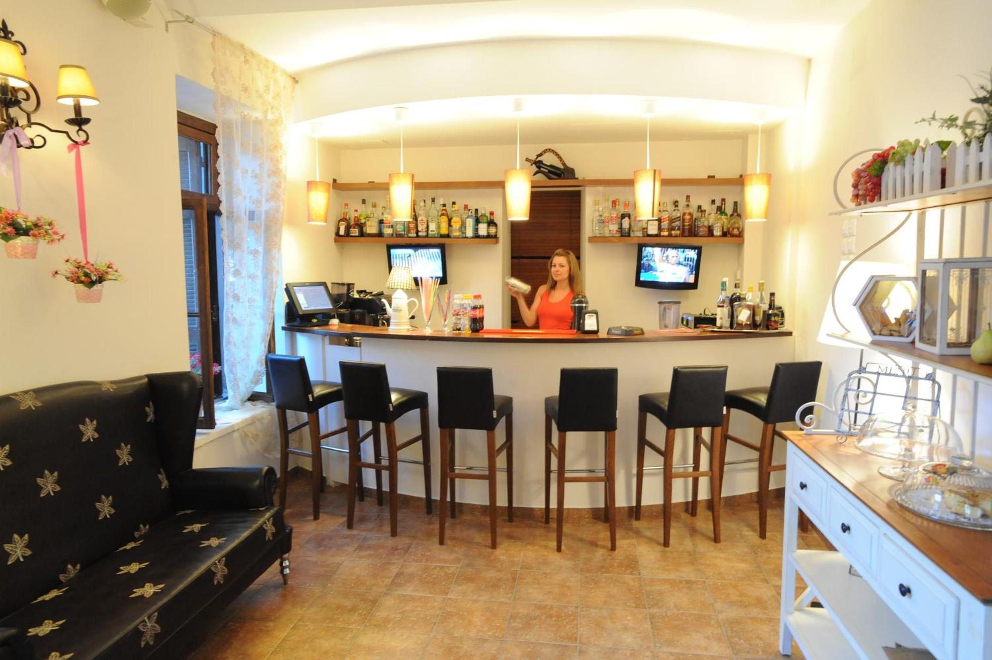 Boutique Hotel Kentrikon & Bungalows Agios Ioannis  Екстер'єр фото