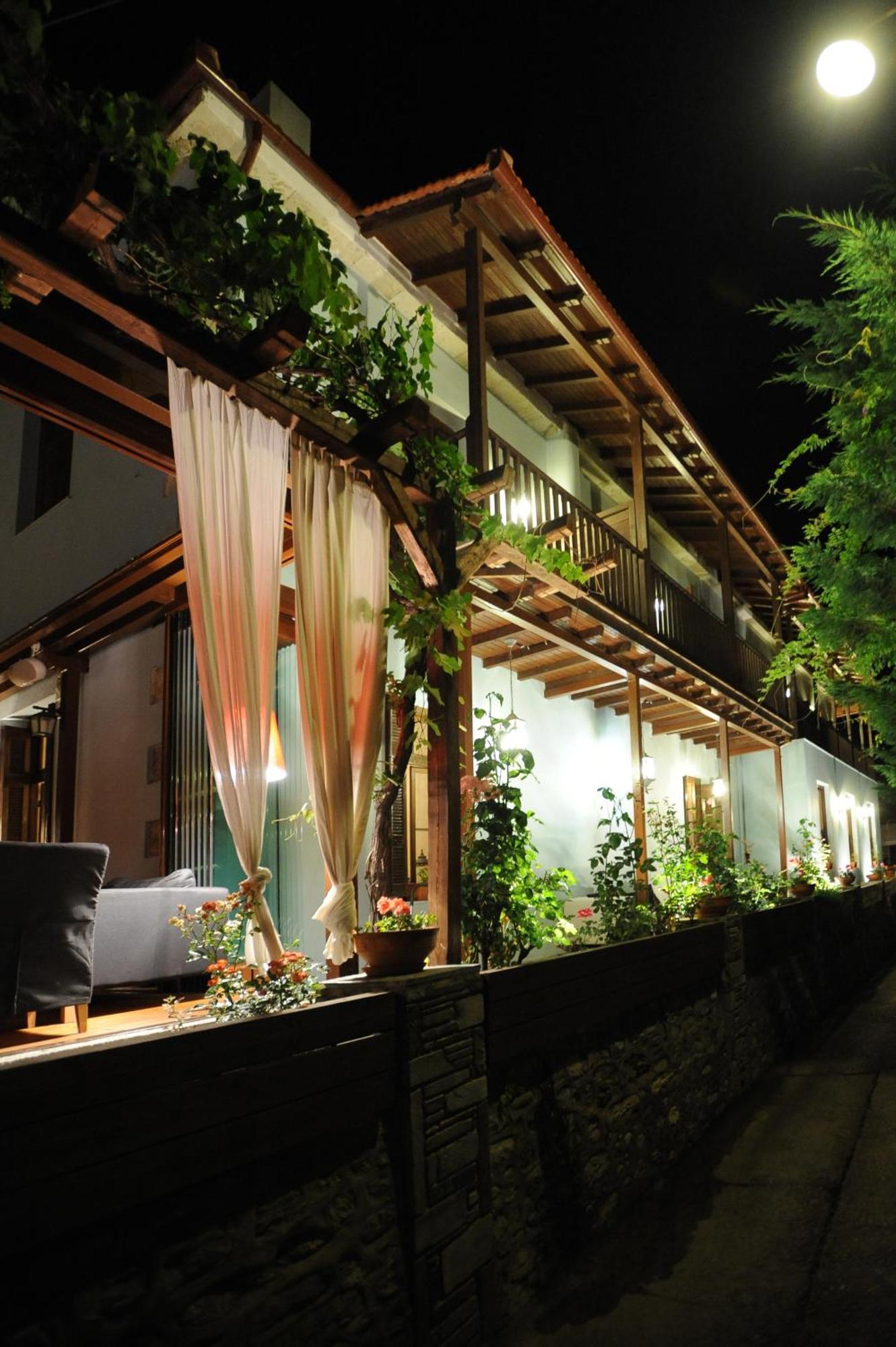 Boutique Hotel Kentrikon & Bungalows Agios Ioannis  Екстер'єр фото